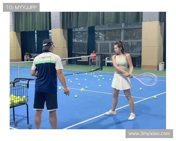 重庆网球队实力引发热议网球界对其表现褒贬不一