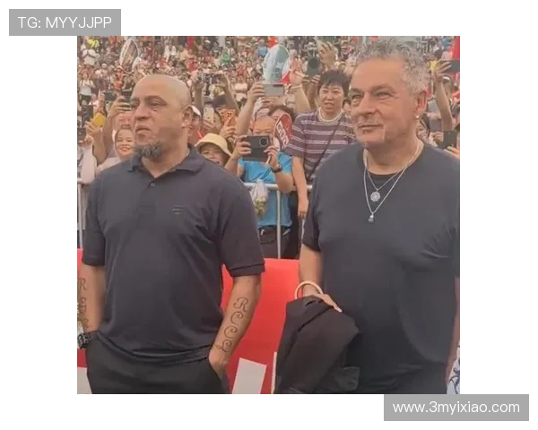 足球明星卡洛斯出轨事件真相揭秘引发媒体热议与粉丝关注