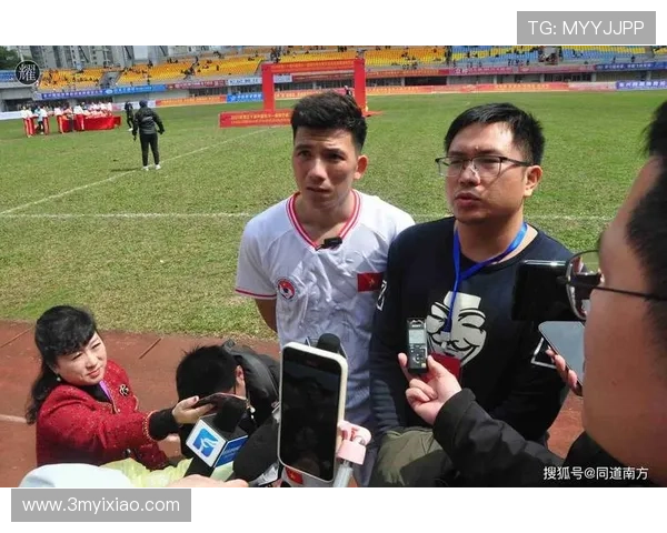 陕西宝鸡足球明星赛盛大开幕众星云集共襄盛举展现足球魅力与激情 陕西宝鸡足球明星赛盛大开幕众星云集共襄盛举展现足球魅力与激情